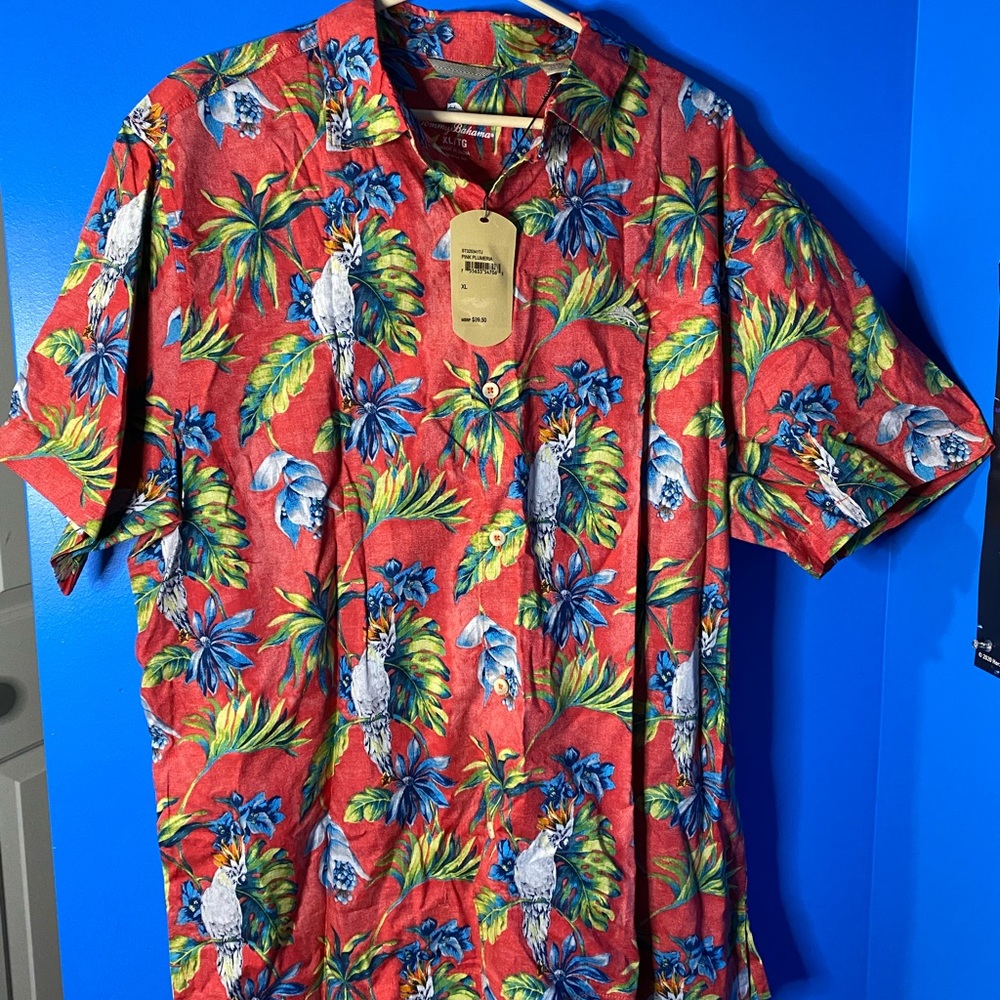 Men’s Hawaiian Shirt! Summer is here !